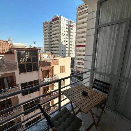 Shengjini Nova Apartment *